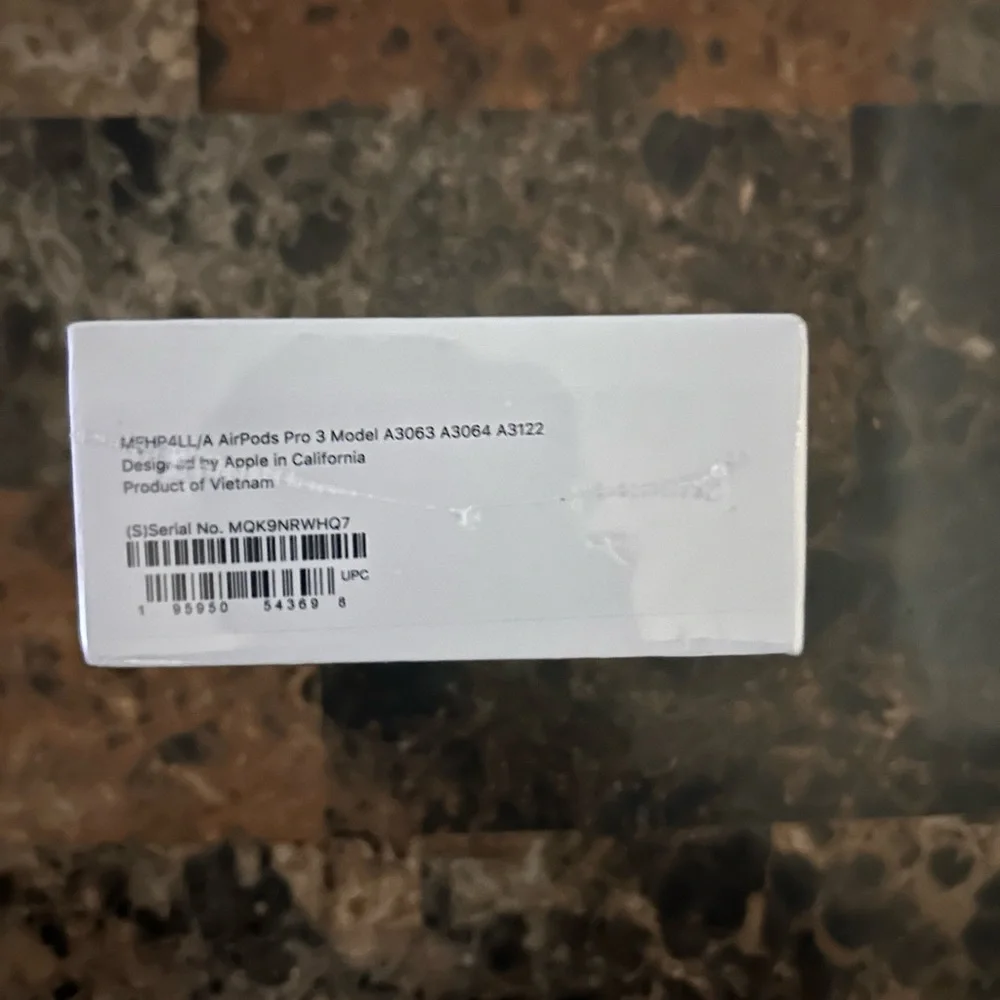Apple airpods pro 3rd gen ANC wireless